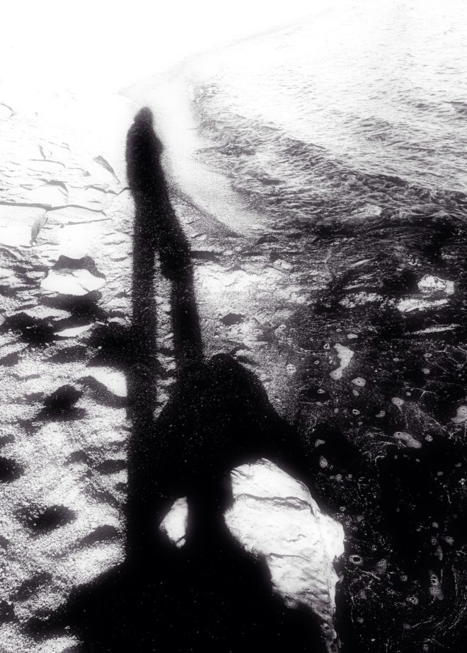 Illustration:Cantique du Chaos © Adèle O’Longh 2025